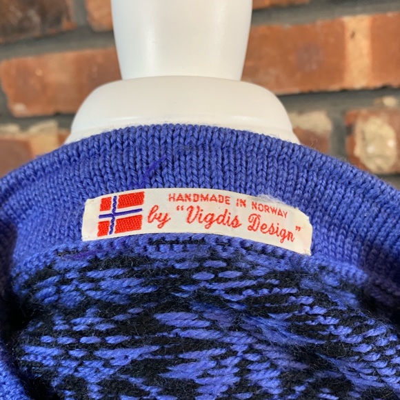 Handmade in Norway Vigdis Design Fair Isle Sweater - Picture 5 of 5